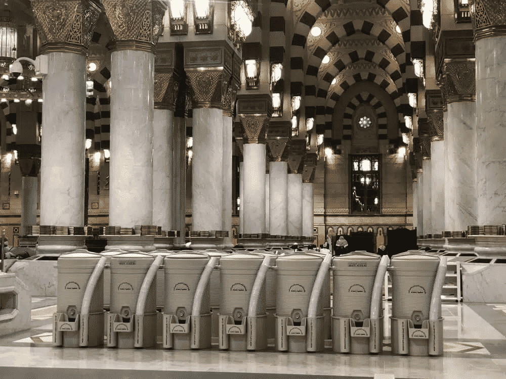 15 Things to Know About Zamzam Water Benefits & Importance  